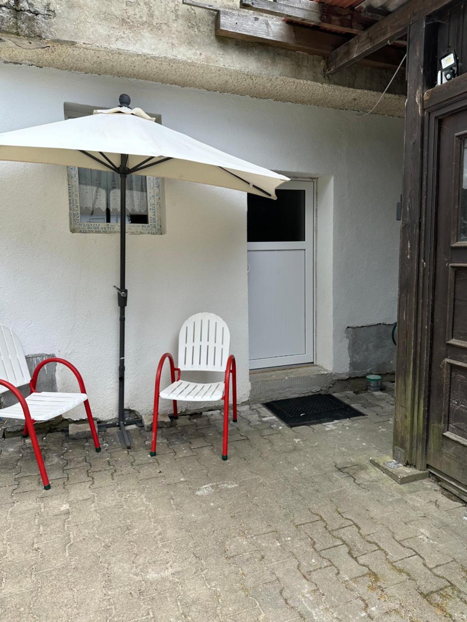 Gemuetliche Gaeste Suite Fuer Ruhige Naechte. Zentral Ichenhausen Exterior foto