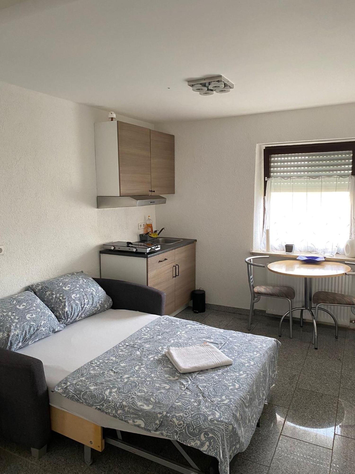 Gemuetliche Gaeste Suite Fuer Ruhige Naechte. Zentral Ichenhausen Exterior foto